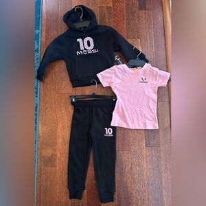 🆕 ⚽️ Messi Kids Hoodie, Sweatpants, and T-Shirt Set - Black and Pink